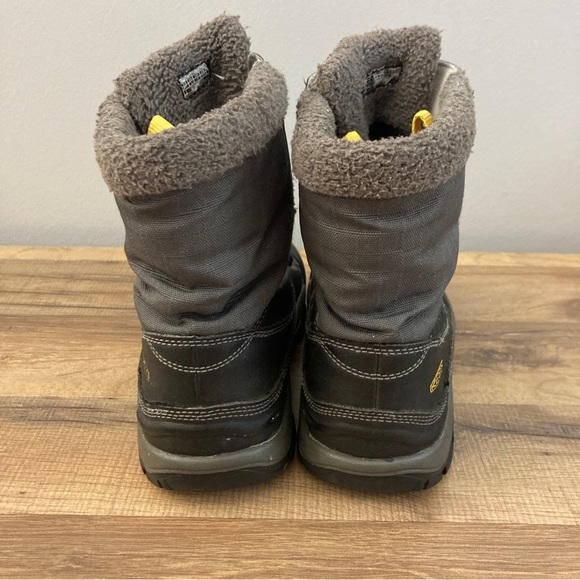 Keen Youth Big Kids Basin Waterproof Insulated Winter Snow Boots - Picture 3 of 8